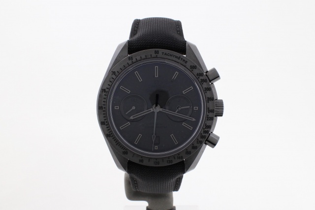 SÅLD - Omega Speedmaster Dark Side of the Moon Black Black