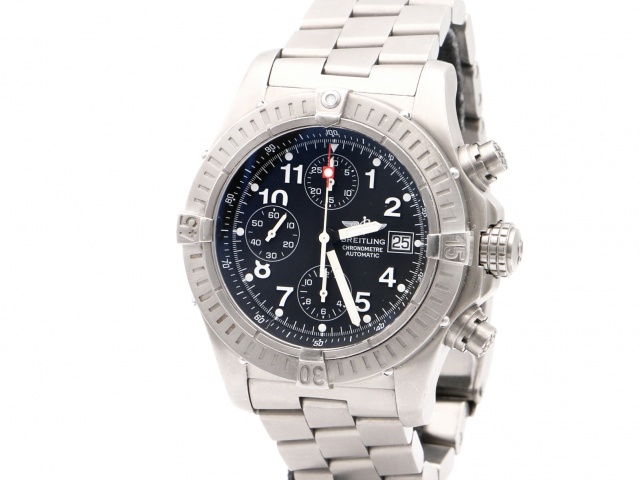 SÅLD - Breitling Chrono Avenger Titanium