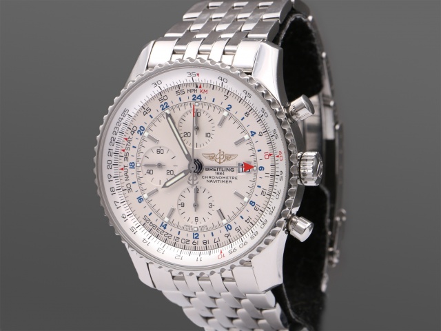 SÅLD - Breitling Navitimer World GMT Chronograph A24322