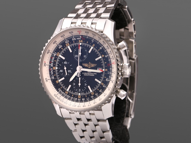 SÅLD - Breitling Navitimer World 