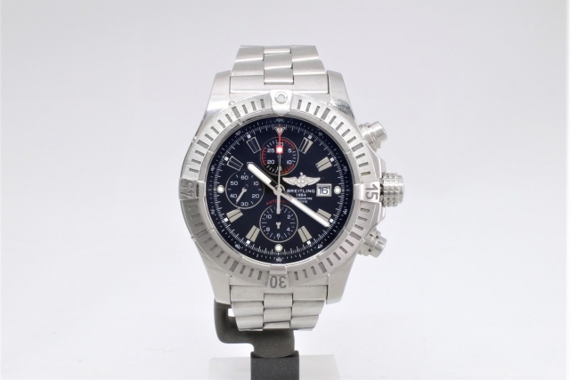 SÅLD - Breitling Super Avenger Chronograph