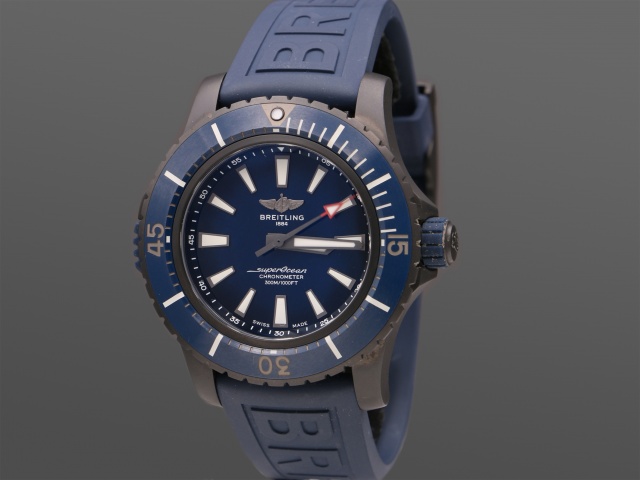 SÅLD - Breitling Superocean Automatic 48 Titan DLC, Blå - Nyskick, Full set SE 2021