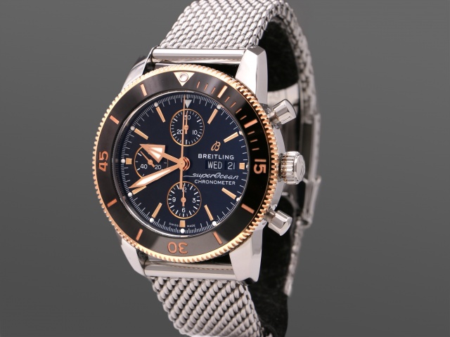 SÅLD - Breitling Superocean Heritage II Chrono 44 Guld/Stål, Nyskick, sv såld 2021-09