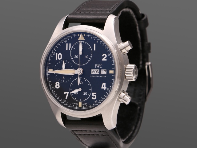 SÅLD - IWC Pilot's Spitfire Day Date Chrono, Nyskick, Svensksåld -21