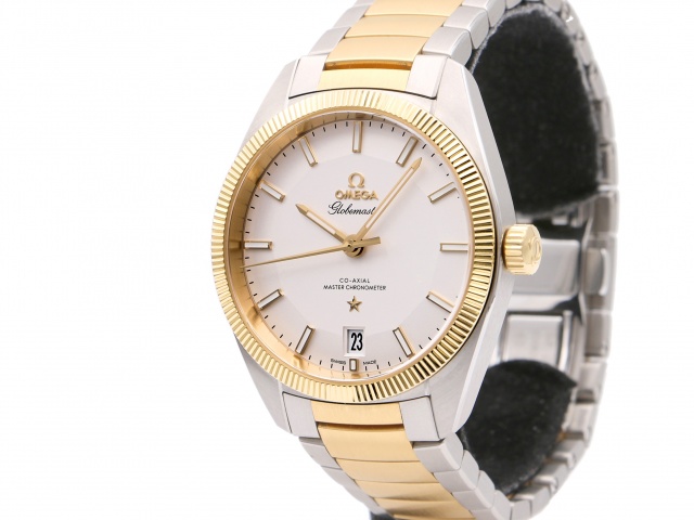 SÅLD - Omega Globemaster Guld/Stål 39mm, Full set 2020, Nyskick