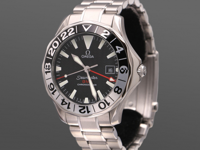 RESERVERAD - Omega Seamaster 300M GMT, Mycket fin, Nyservad, Full set