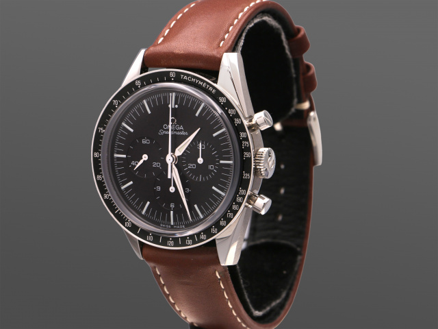 SÅLD - Omega Speedmaster Moonwatch FOIS, Mycket fint skick, Full set 2018