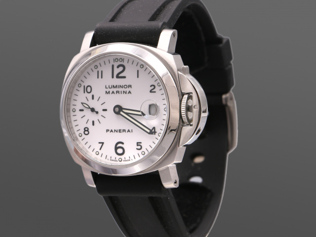 SÅLD - Panerai Luminor Marina Date, 40mm PAM 51 - Full set
