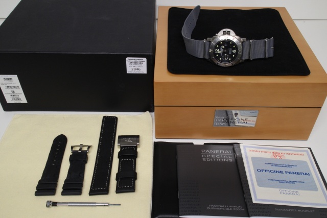 SALD Panerai Luminor Submersible 2500M Limited Edition Titan PAM285