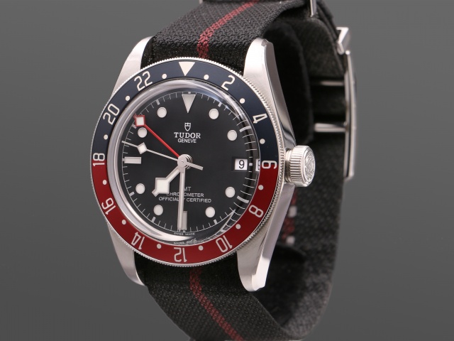SÅLD - Tudor Black Bay GMT Pepsi - Svensksåld 2022, Nyskick