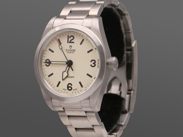 SÅLD - Tudor Ranger 36mm Beige, Nyskick, Full set 2025-12